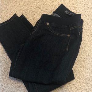 AG maternity skinny jean